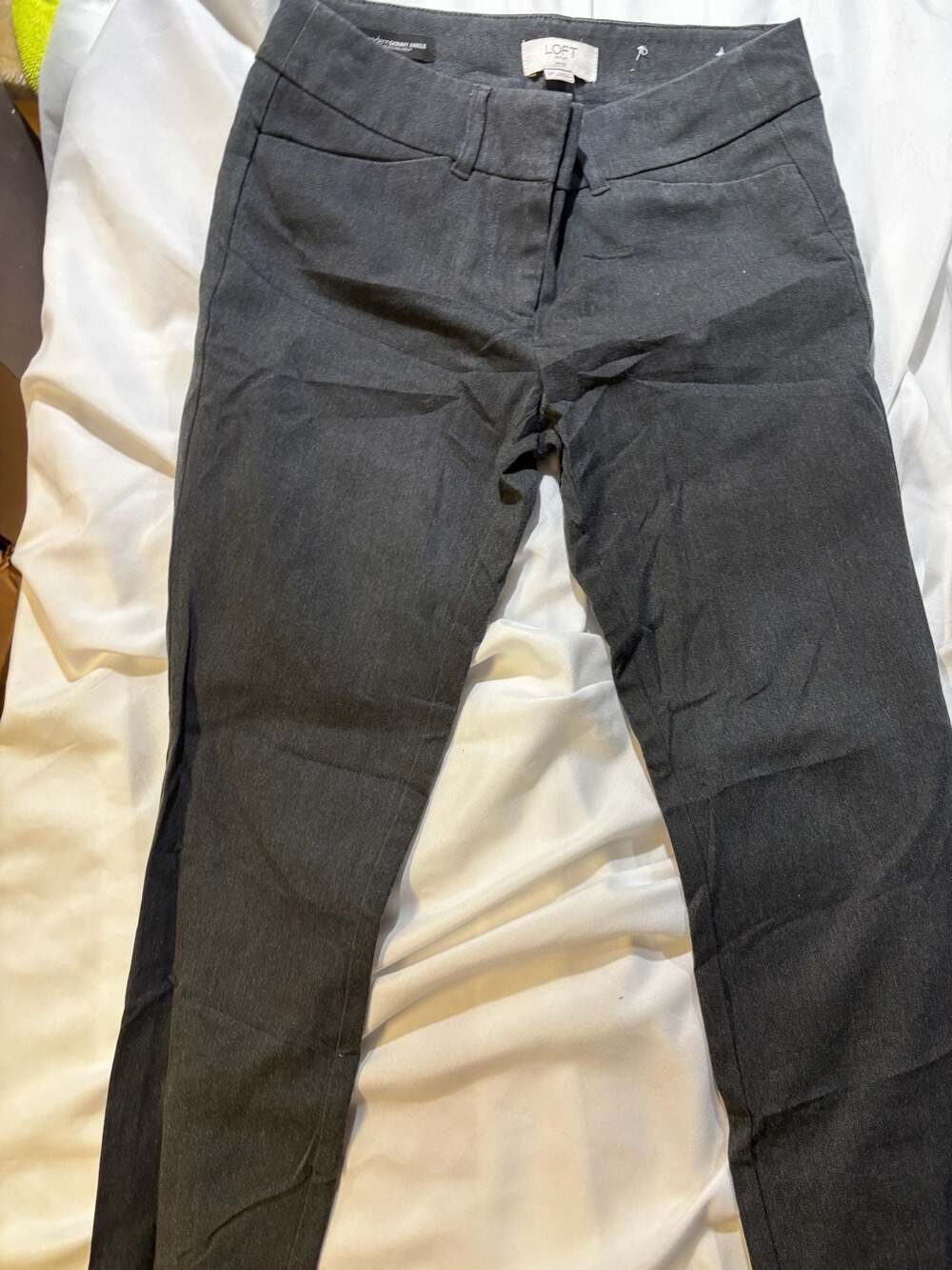 LOFT Outlet Modern Skinny Ankle Pants in Charcoal Gray Size 0P